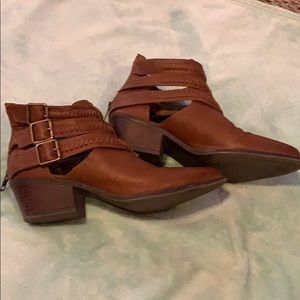 3 strap zippered ankle booties